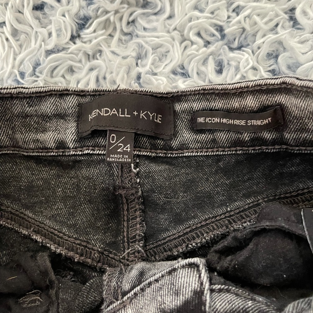 KENDALL AND KYLIE HIGH WAISTED BLACK DENIM STRAIGHT LEG JEANS